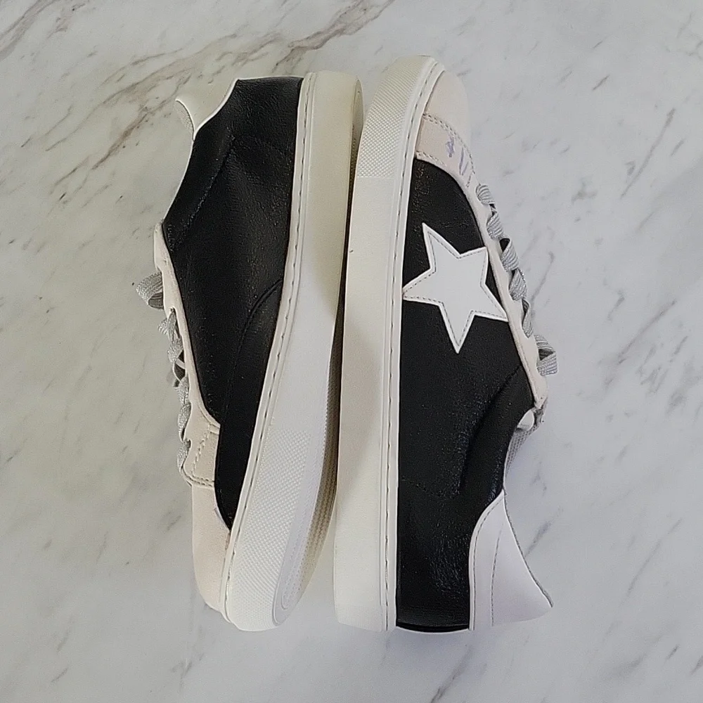 PARTY Star Detail Low Top Sneakers | Black & White | Size 8 | New - Picture 12 of 16